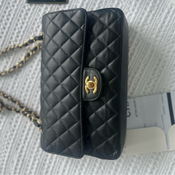 Chanel Classic Double Flap Bag 2.55 Black quilted leather, gold hardware - Picture 7 of 8